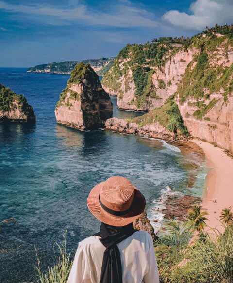 Indahnya Diamond Beach di Pulau Nusa Penida, Bali